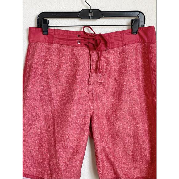 Old Navy Mens Medium Red Board Shirts Polyester Drawstring Outdoor Preowned - Picture 3 of 9